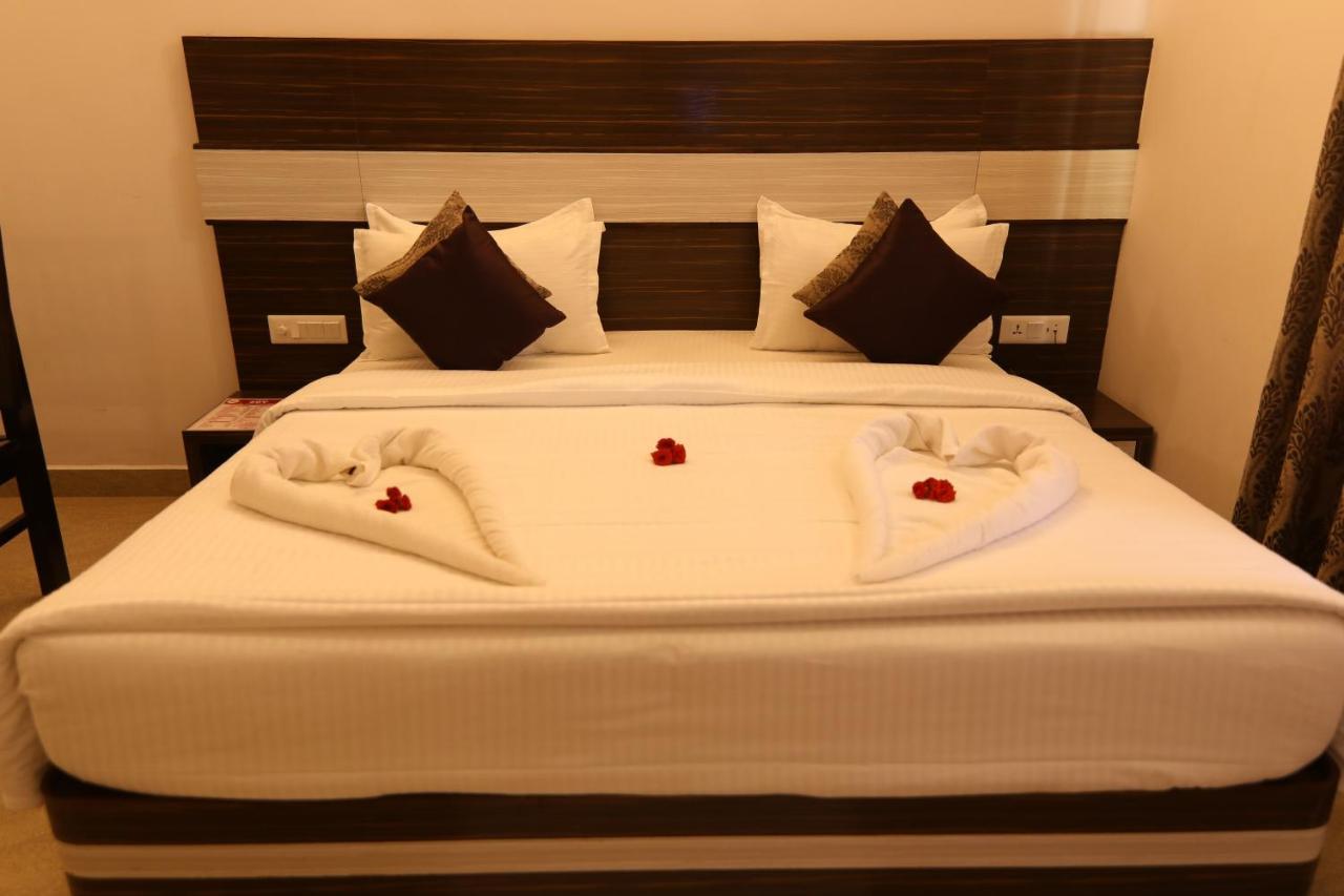 Sri Gnana Vedha Beach Residency Веланканни Экстерьер фото