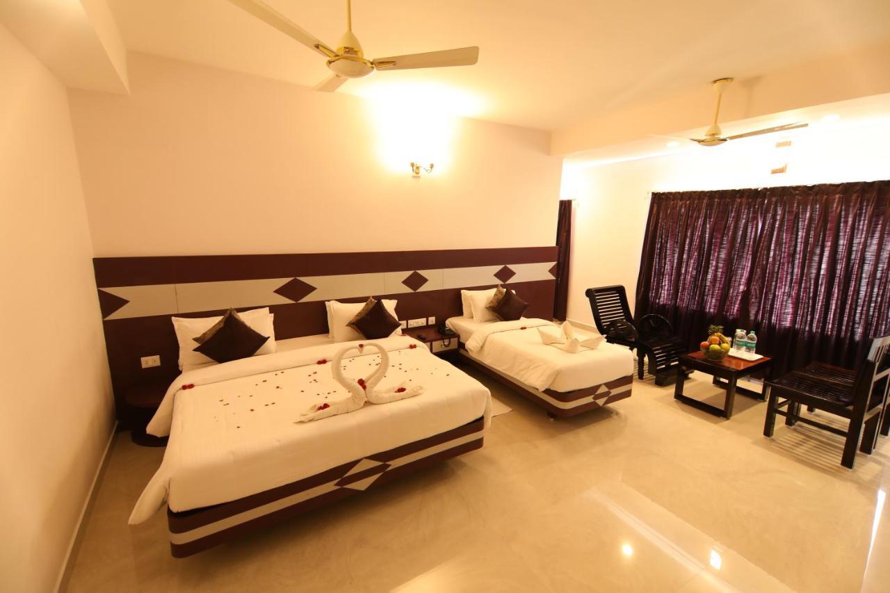 Sri Gnana Vedha Beach Residency Веланканни Экстерьер фото