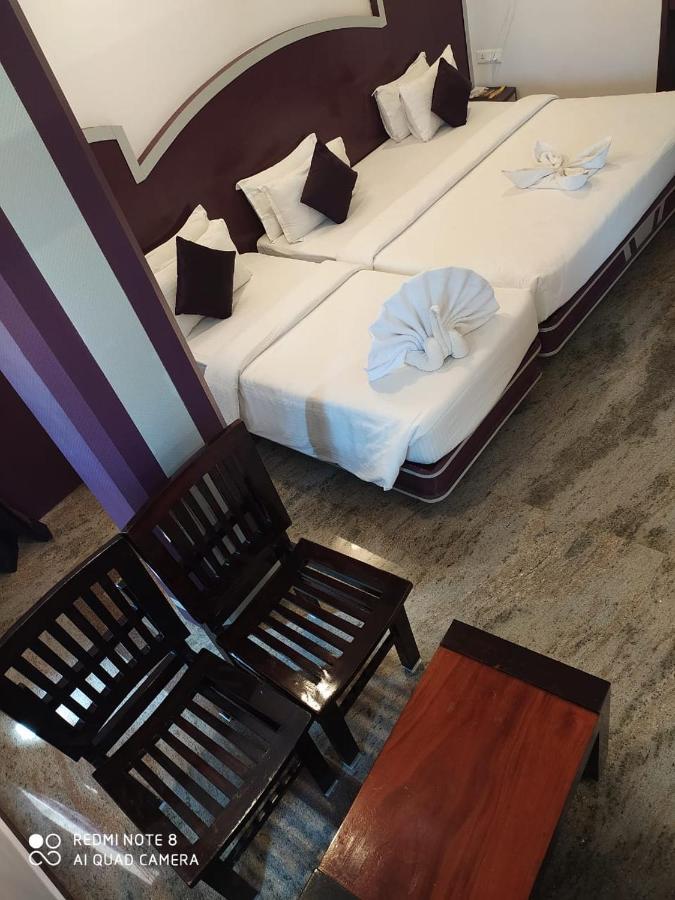 Sri Gnana Vedha Beach Residency Веланканни Экстерьер фото