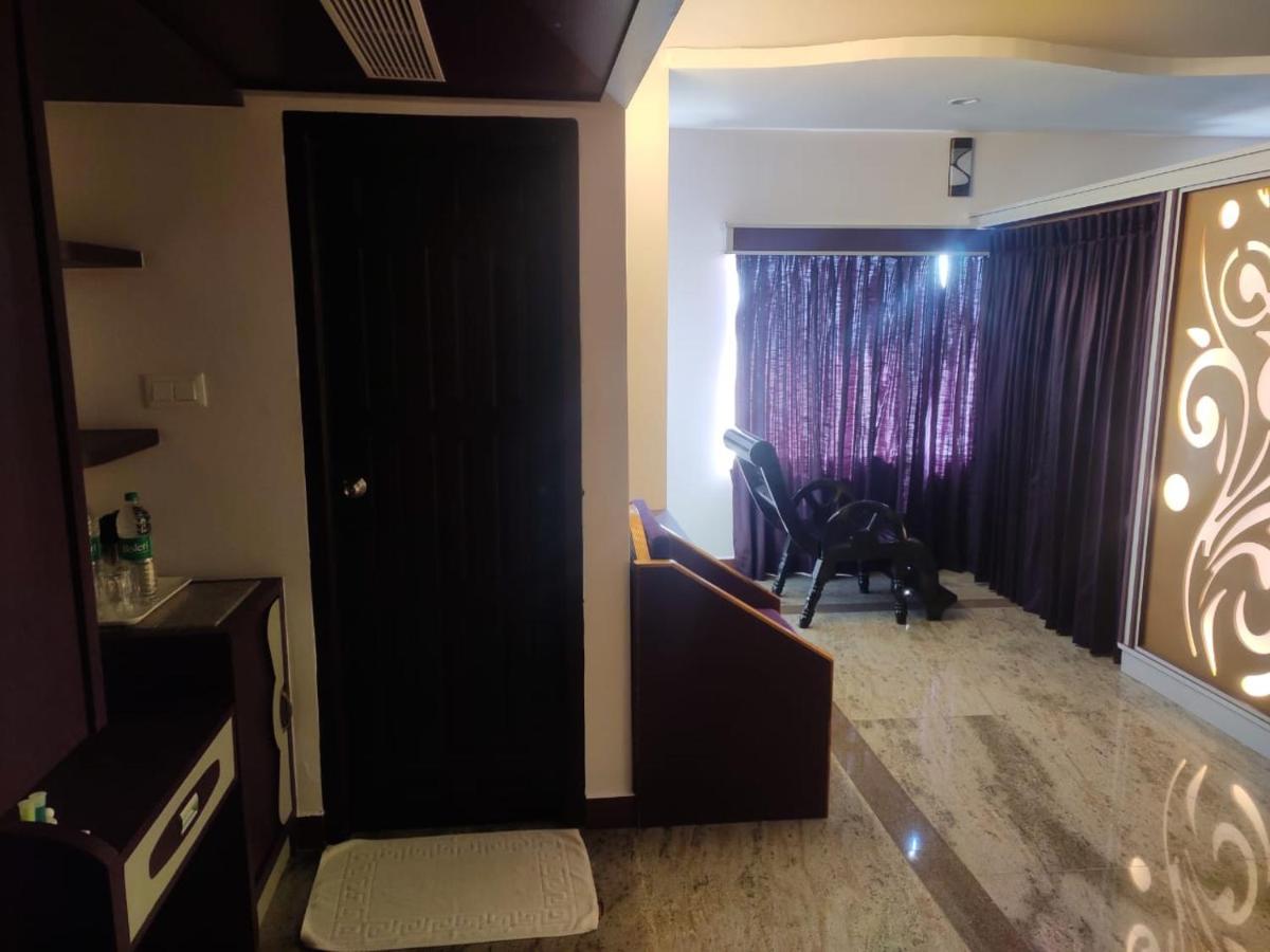 Sri Gnana Vedha Beach Residency Веланканни Экстерьер фото