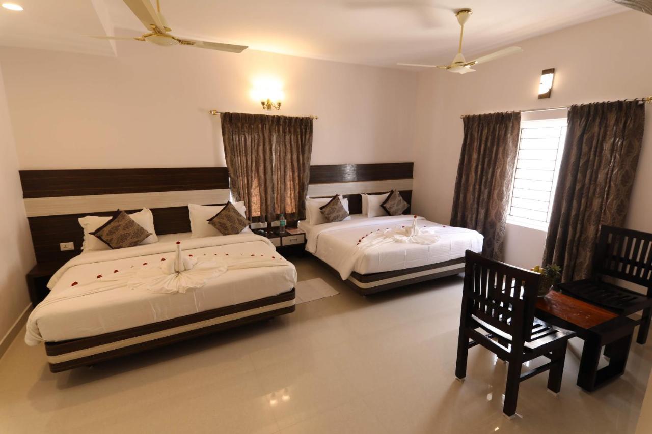 Sri Gnana Vedha Beach Residency Веланканни Экстерьер фото