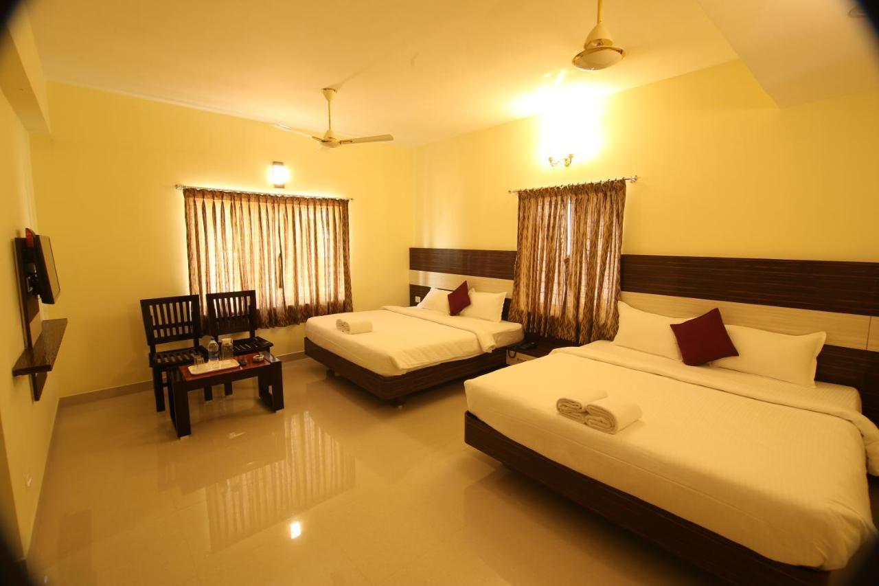 Sri Gnana Vedha Beach Residency Веланканни Экстерьер фото